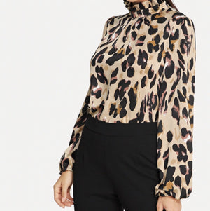 Leopard Top - Savvy Selections Boutique